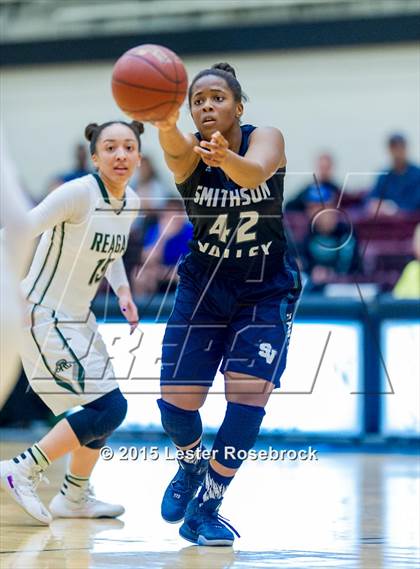 Thumbnail 1 in Smithson Valley vs Reagan photogallery.