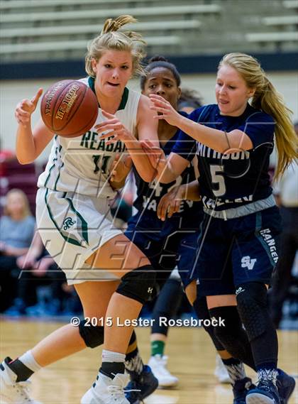 Thumbnail 2 in Smithson Valley vs Reagan photogallery.