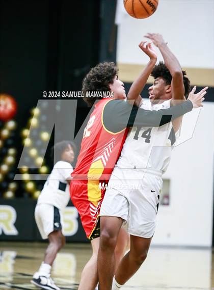 Thumbnail 2 in Heritage Christian vs Whittier Christian photogallery.