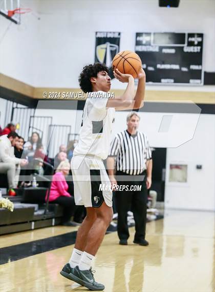 Thumbnail 3 in Heritage Christian vs Whittier Christian photogallery.