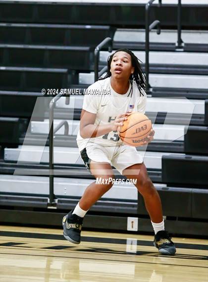 Thumbnail 2 in Heritage Christian vs Whittier Christian photogallery.