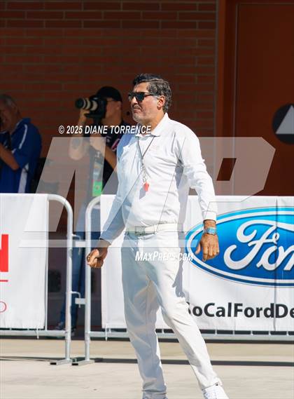 Thumbnail 2 in Newport Harbor vs Oaks Christian (CIF-SS Open Div Final) photogallery.
