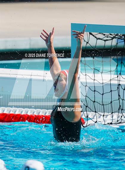 Thumbnail 3 in Newport Harbor vs Oaks Christian (CIF-SS Open Div Final) photogallery.