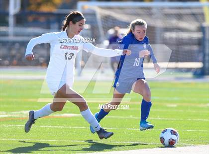Thumbnail 1 in Scotch Plains-Fanwood vs. Hunterdon Central (NJSIAA Group 4 Final)  photogallery.