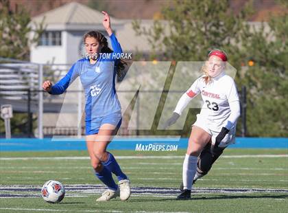 Thumbnail 2 in Scotch Plains-Fanwood vs. Hunterdon Central (NJSIAA Group 4 Final)  photogallery.