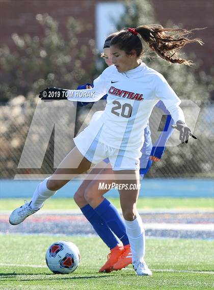 Thumbnail 2 in Scotch Plains-Fanwood vs. Hunterdon Central (NJSIAA Group 4 Final)  photogallery.