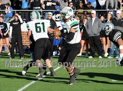 Thumbnail 2 in Carroll vs. Guyer (5A Division 2 Quarterfinals) photogallery.
