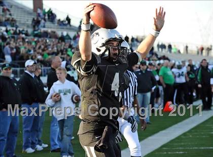 Thumbnail 2 in Carroll vs. Guyer (5A Division 2 Quarterfinals) photogallery.