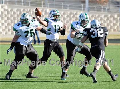 Thumbnail 2 in Carroll vs. Guyer (5A Division 2 Quarterfinals) photogallery.