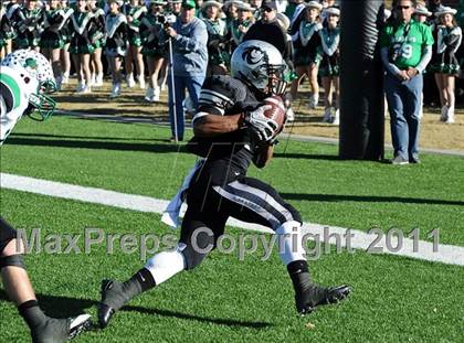 Thumbnail 2 in Carroll vs. Guyer (5A Division 2 Quarterfinals) photogallery.