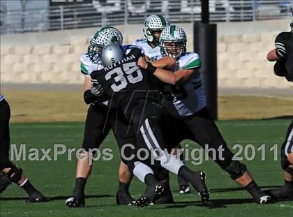Thumbnail 2 in Carroll vs. Guyer (5A Division 2 Quarterfinals) photogallery.