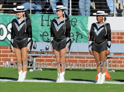 Thumbnail 1 in Carroll vs. Guyer (5A Division 2 Quarterfinals) photogallery.
