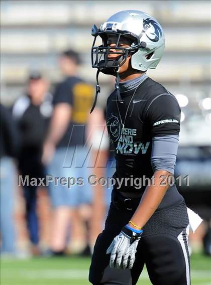 Thumbnail 1 in Carroll vs. Guyer (5A Division 2 Quarterfinals) photogallery.