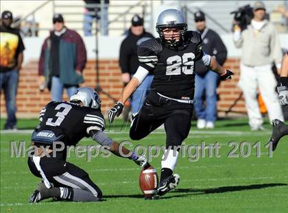 Thumbnail 2 in Carroll vs. Guyer (5A Division 2 Quarterfinals) photogallery.
