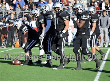 Thumbnail 2 in Carroll vs. Guyer (5A Division 2 Quarterfinals) photogallery.