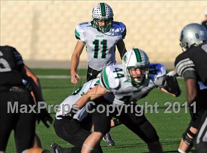 Thumbnail 1 in Carroll vs. Guyer (5A Division 2 Quarterfinals) photogallery.
