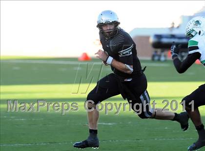 Thumbnail 3 in Carroll vs. Guyer (5A Division 2 Quarterfinals) photogallery.