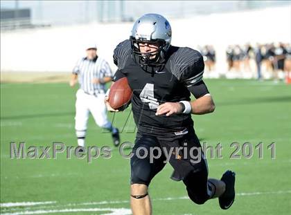 Thumbnail 1 in Carroll vs. Guyer (5A Division 2 Quarterfinals) photogallery.