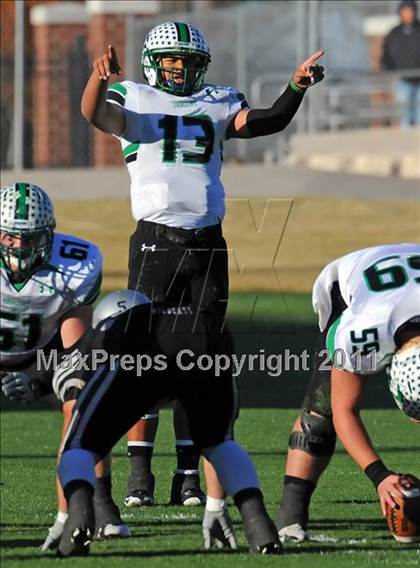 Thumbnail 2 in Carroll vs. Guyer (5A Division 2 Quarterfinals) photogallery.