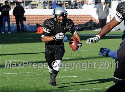 Thumbnail 1 in Carroll vs. Guyer (5A Division 2 Quarterfinals) photogallery.