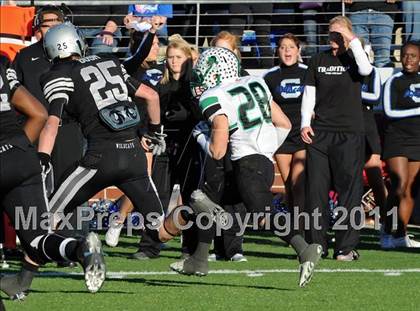 Thumbnail 2 in Carroll vs. Guyer (5A Division 2 Quarterfinals) photogallery.