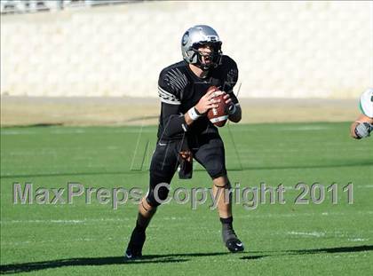Thumbnail 1 in Carroll vs. Guyer (5A Division 2 Quarterfinals) photogallery.