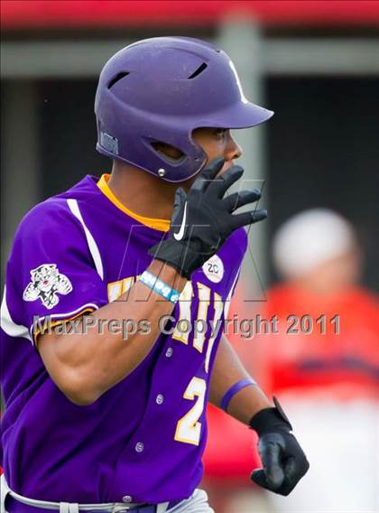 Thumbnail 3 in Seven Lakes vs. Lufkin (Clear Creek ISD Tournament) photogallery.
