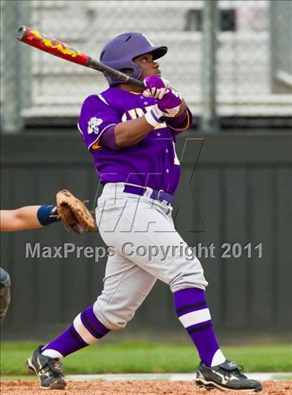Thumbnail 3 in Seven Lakes vs. Lufkin (Clear Creek ISD Tournament) photogallery.