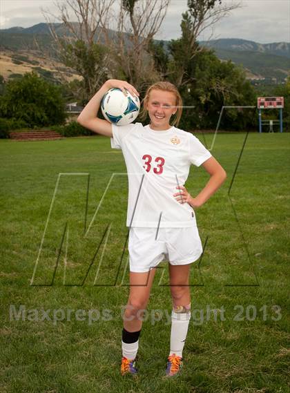 Thumbnail 3 in Viewmont (Preseason Early Contenders Soccer Photo Shoot) photogallery.