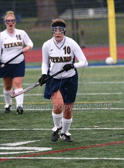 Thumbnail 1 in Williamsville North vs Webster Thomas (Class A, Far West Regionals) photogallery.