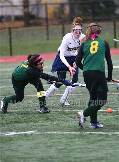 Thumbnail 2 in Williamsville North vs Webster Thomas (Class A, Far West Regionals) photogallery.
