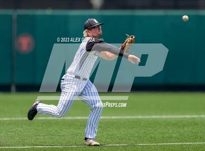 Thumbnail 2 in Liberty-Eylau vs Randall (UIL 4A State Baseball Semifinal) photogallery.