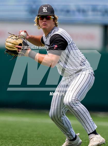 Thumbnail 1 in Liberty-Eylau vs Randall (UIL 4A State Baseball Semifinal) photogallery.