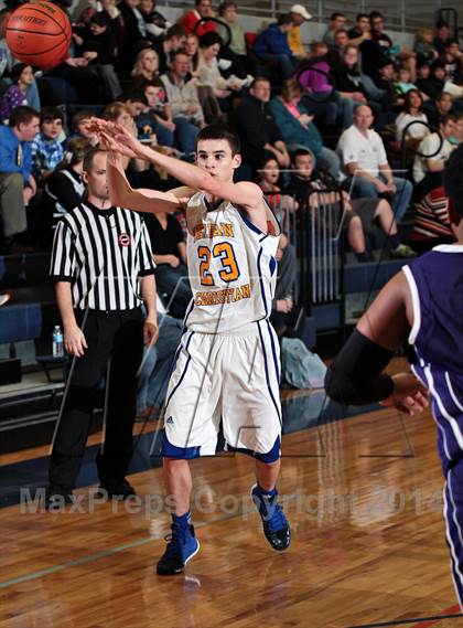 Thumbnail 2 in Berean Christian vs Tennessee School for the Deaf (TSSAA D2-A District Consolation) photogallery.