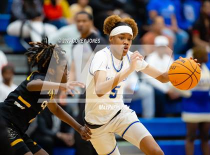 Thumbnail 1 in Central Gwinnett vs McEachern (GHSA 7A Elite 8 Playoff) photogallery.