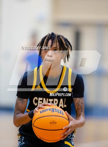 Thumbnail 1 in Central Gwinnett vs McEachern (GHSA 7A Elite 8 Playoff) photogallery.