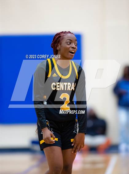 Thumbnail 2 in Central Gwinnett vs McEachern (GHSA 7A Elite 8 Playoff) photogallery.