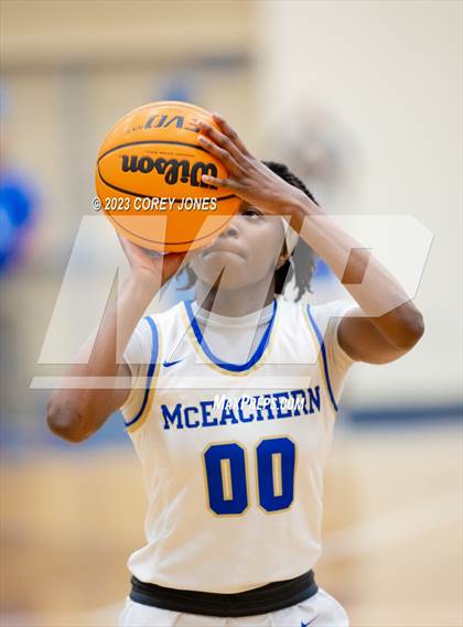 Thumbnail 3 in Central Gwinnett vs McEachern (GHSA 7A Elite 8 Playoff) photogallery.