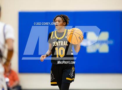 Thumbnail 3 in Central Gwinnett vs McEachern (GHSA 7A Elite 8 Playoff) photogallery.