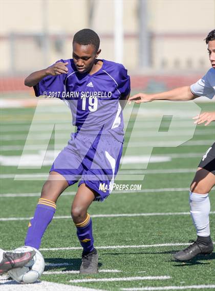 Thumbnail 1 in Mesa vs. Corona del Sol (Coyote Classic) photogallery.