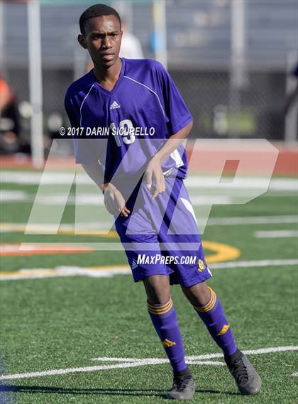 Thumbnail 2 in Mesa vs. Corona del Sol (Coyote Classic) photogallery.