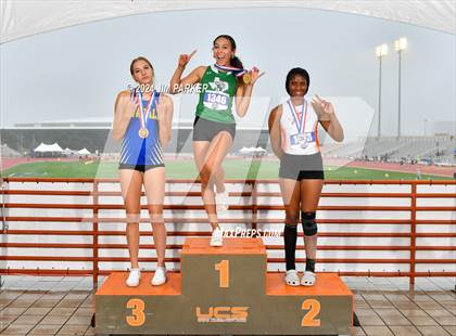 Thumbnail 1 in UIL 2A Track & Field Final (Awards) photogallery.