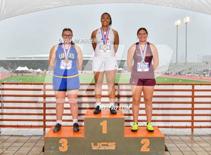 Thumbnail 2 in UIL 2A Track & Field Final (Awards) photogallery.