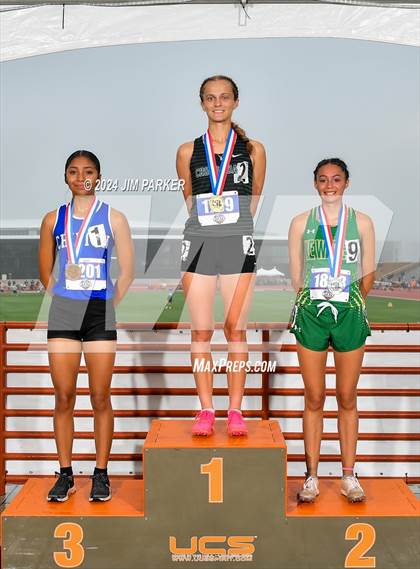 Thumbnail 2 in UIL 2A Track & Field Final (Awards) photogallery.