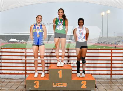 Thumbnail 3 in UIL 2A Track & Field Final (Awards) photogallery.