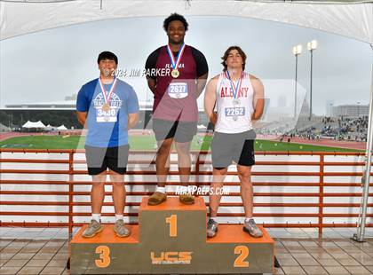 Thumbnail 3 in UIL 2A Track & Field Final (Awards) photogallery.