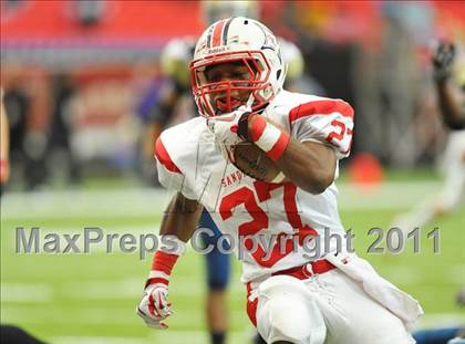 Thumbnail 1 in Sandy Creek vs. Drew (Great American Football Classic) photogallery.