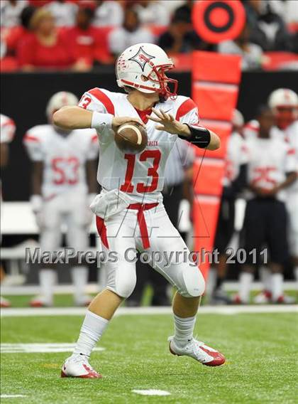Thumbnail 1 in Sandy Creek vs. Drew (Great American Football Classic) photogallery.