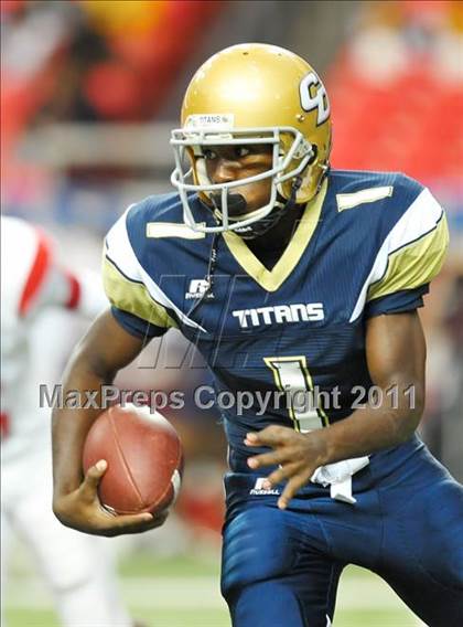 Thumbnail 3 in Sandy Creek vs. Drew (Great American Football Classic) photogallery.