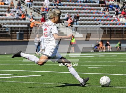 Thumbnail 3 in Celina vs. Kilgore (UIL 4A Regional Semifinals) photogallery.